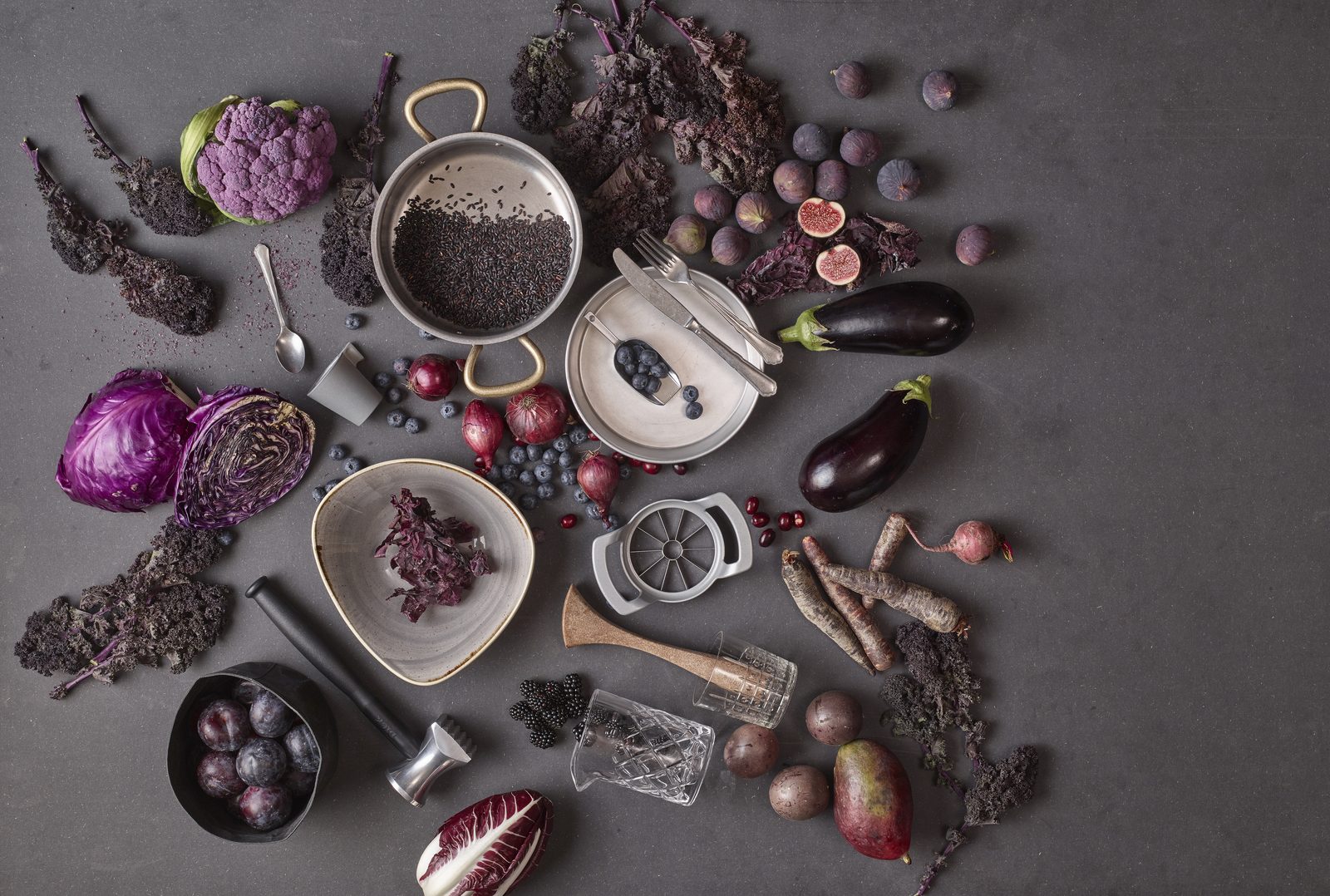 Professionel reklamefoto session i studie